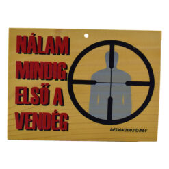 Tablita din lemn inscriptionat cu gluma - Nu ma pot decide...