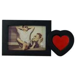 Rama foto din plastic cu inima - Dim. poza 10x15 CM Alb/Negru