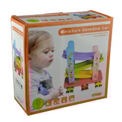 Pista pentru masini realizata din lemn + 3 masinute