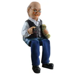 Figurina de batrini din rasina cu picioare textil - Diverse modele Batran/Batrana