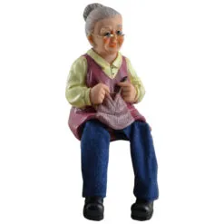 Figurina de batrini din rasina cu picioare textil - Diverse modele Batran/Batrana