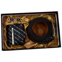 Set cadou 4 piese pentru barbati - Cravata/Curea/Butoni manseta