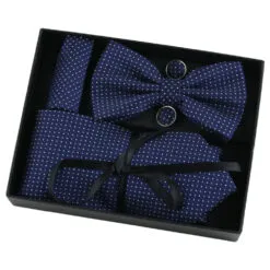 Set cadou pentru barbati 4 piese - Cravata/Papion/Butoni manseta/Batista