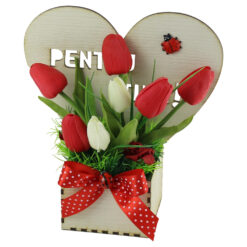 Aranjament floral in cutie din lemn Inimioara 23 CM