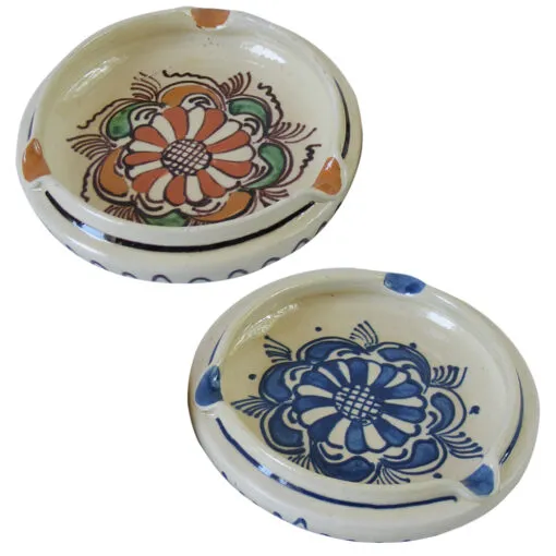 Scrumiera din ceramica de Corund pictate cu motive traditionale in diferite culori