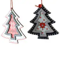 Decoratiune sezoniera pentru usa realizata din lemn - Design Brad - Diferite modele ( 10cm )