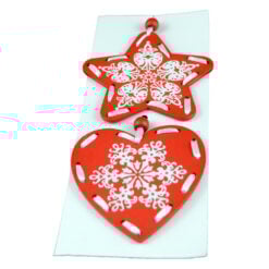 Set decoratiuni de Craciun realizate din lemn cu agatatoare - Inima si Stea
