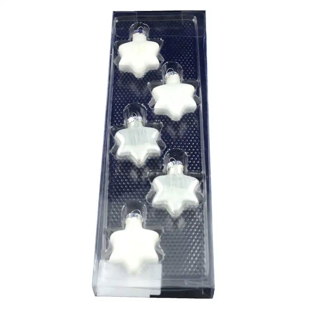 Set 5 globuri realizate din plastic in forma de stea pentru brad de craciun - Diferite modele (Alb) Set 5 globuri realizate din plastic in forma de stea pentru brad de craciun - Diferite modele (Alb)