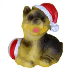 Figurina decorativa realizata din rasina - Catelus cu caciula de Mos Craciun (Diverse modele)