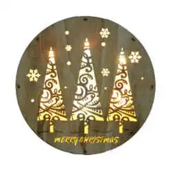 Decor pentru usa in forma rotunda realizat din lemn - Design cu brad si fulgi de nea