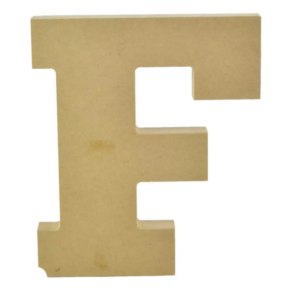 Litere decorative realizate din lemn
