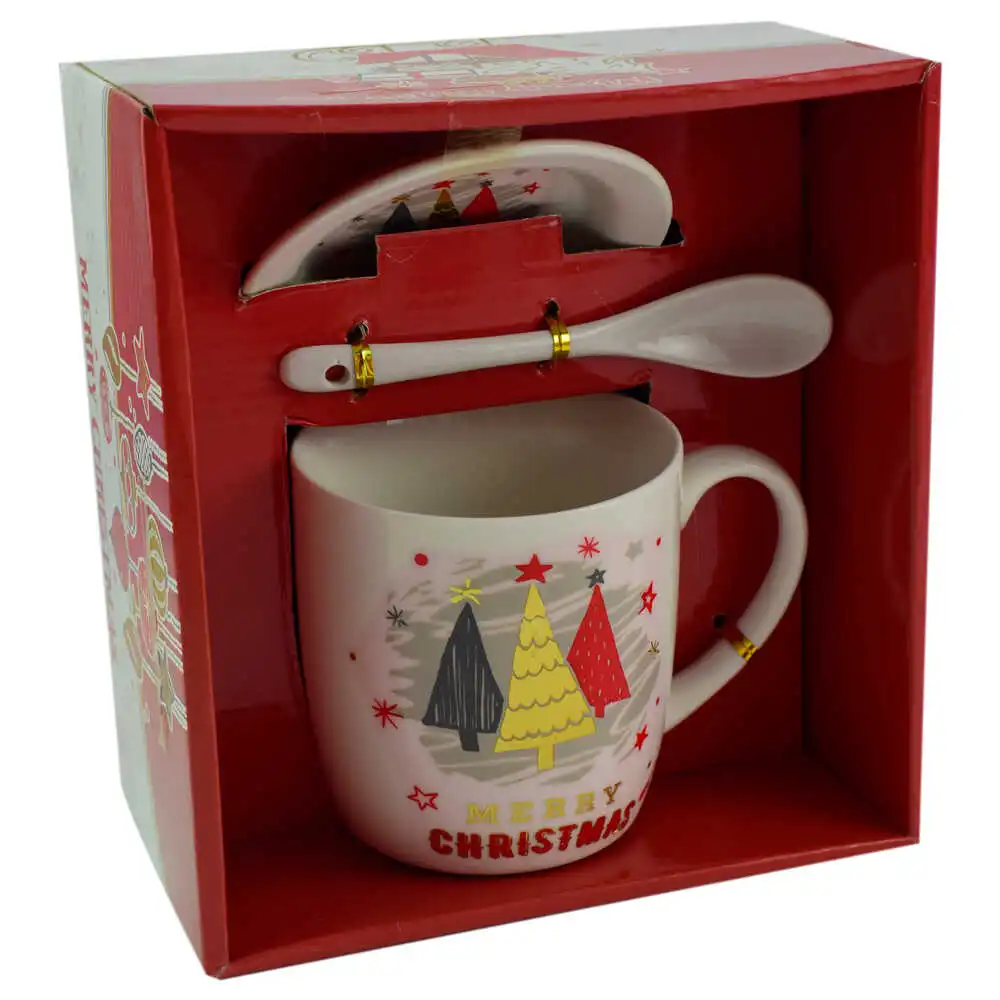 Set cana de craciun cu farfurie si lingura realizata din ceramica in cutie - Design Craciun - Diverse modele Set cana de craciun cu farfurie si lingura realizata din ceramica in cutie - Design Craciun - Diverse modele