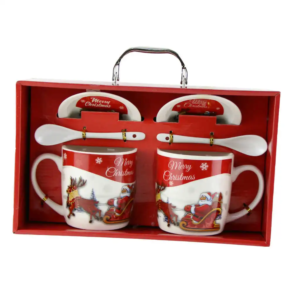 Set 2 cani cu farfurii si lingurite din ceramica ?Merry Christmas?- Mos Craciun pe sanie