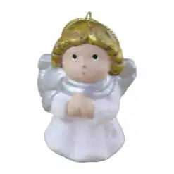 Figurina Ingeras din ceramica cu agatatoare 7 CM