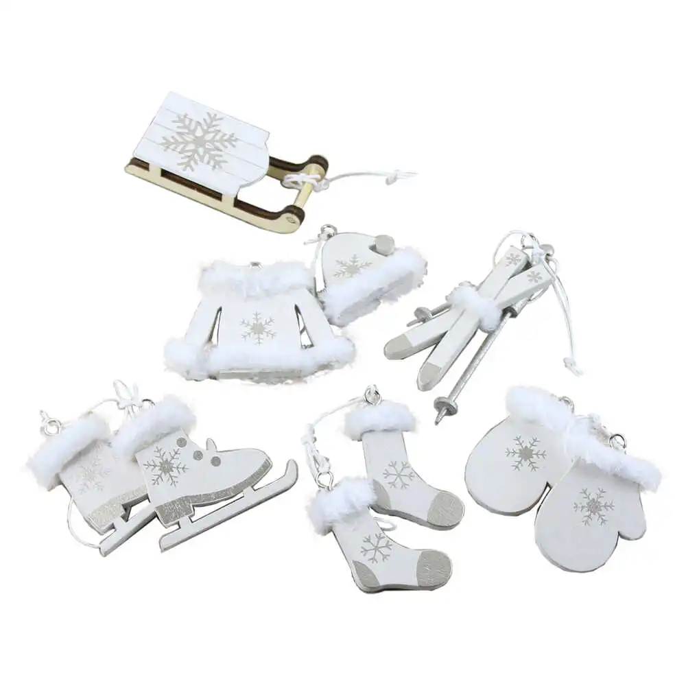 Set 6 decor Craciun din lemn cu agatatoare 5 CM Set 6 decor Craciun din lemn cu agatatoare 5 CM