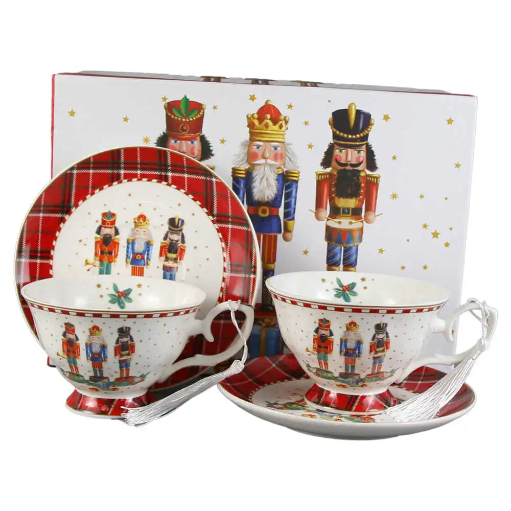 Set 2 cesti cu farfurii