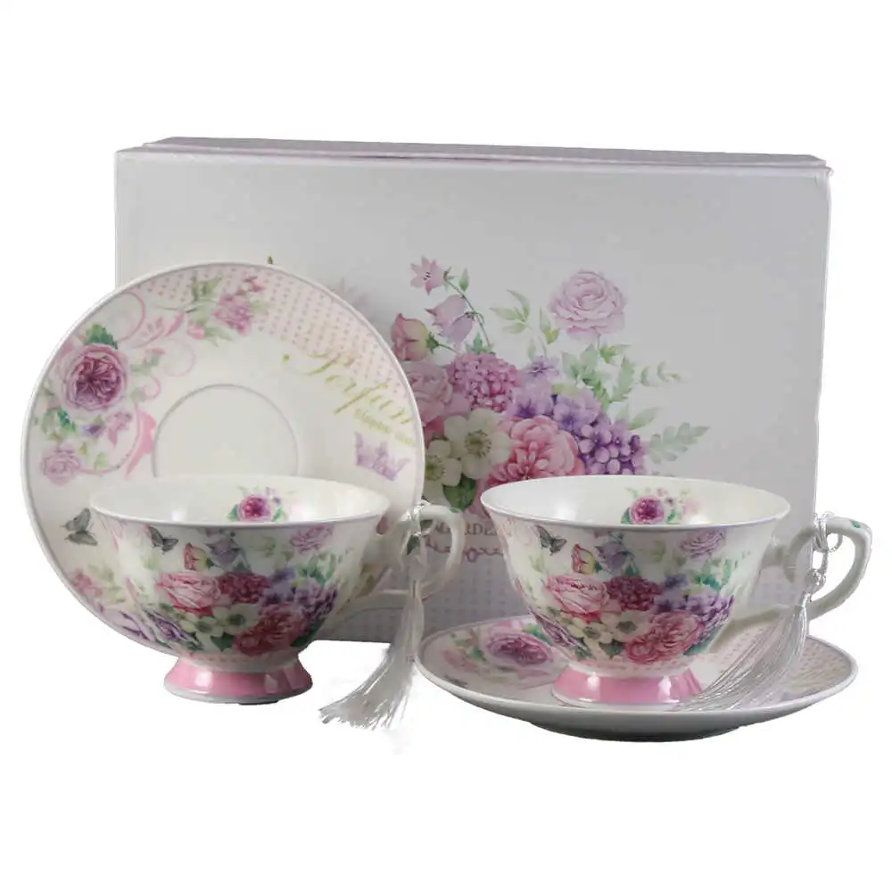 Set 2 cesti din ceramica cu farfurii Set 2 cesti din ceramica cu farfurii