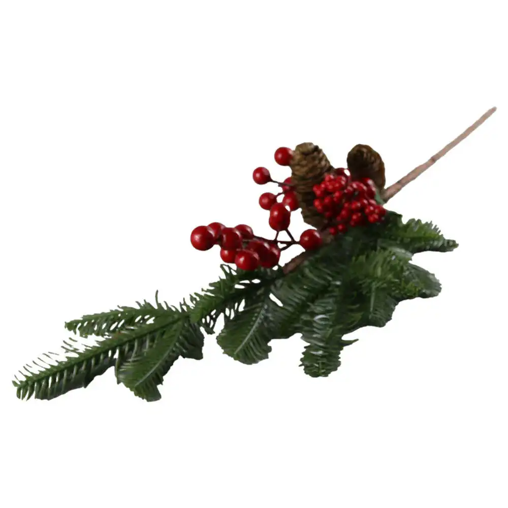 Pick creanga cu bobite rosii si conuri de brad Pick creanga cu bobite rosii si conuri de brad