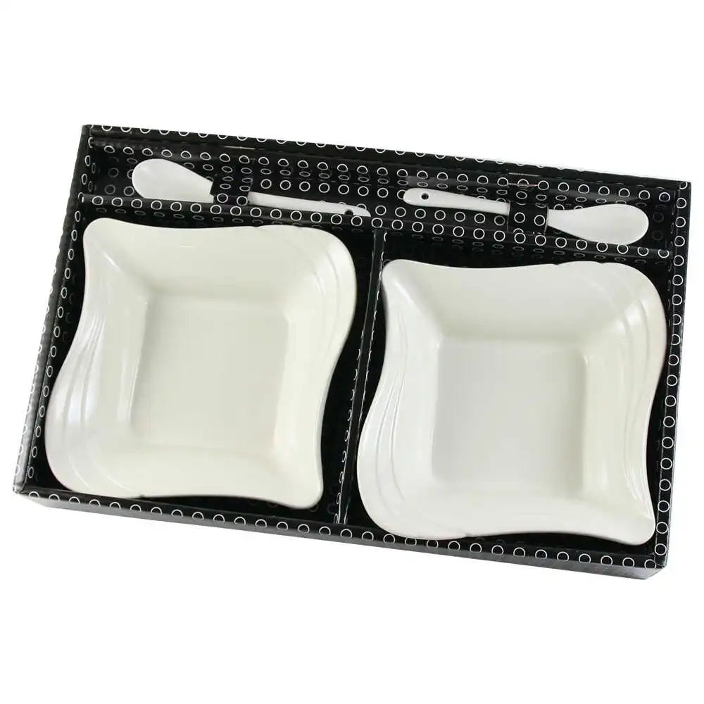 Set 2 boluri din portelan cu lingurite