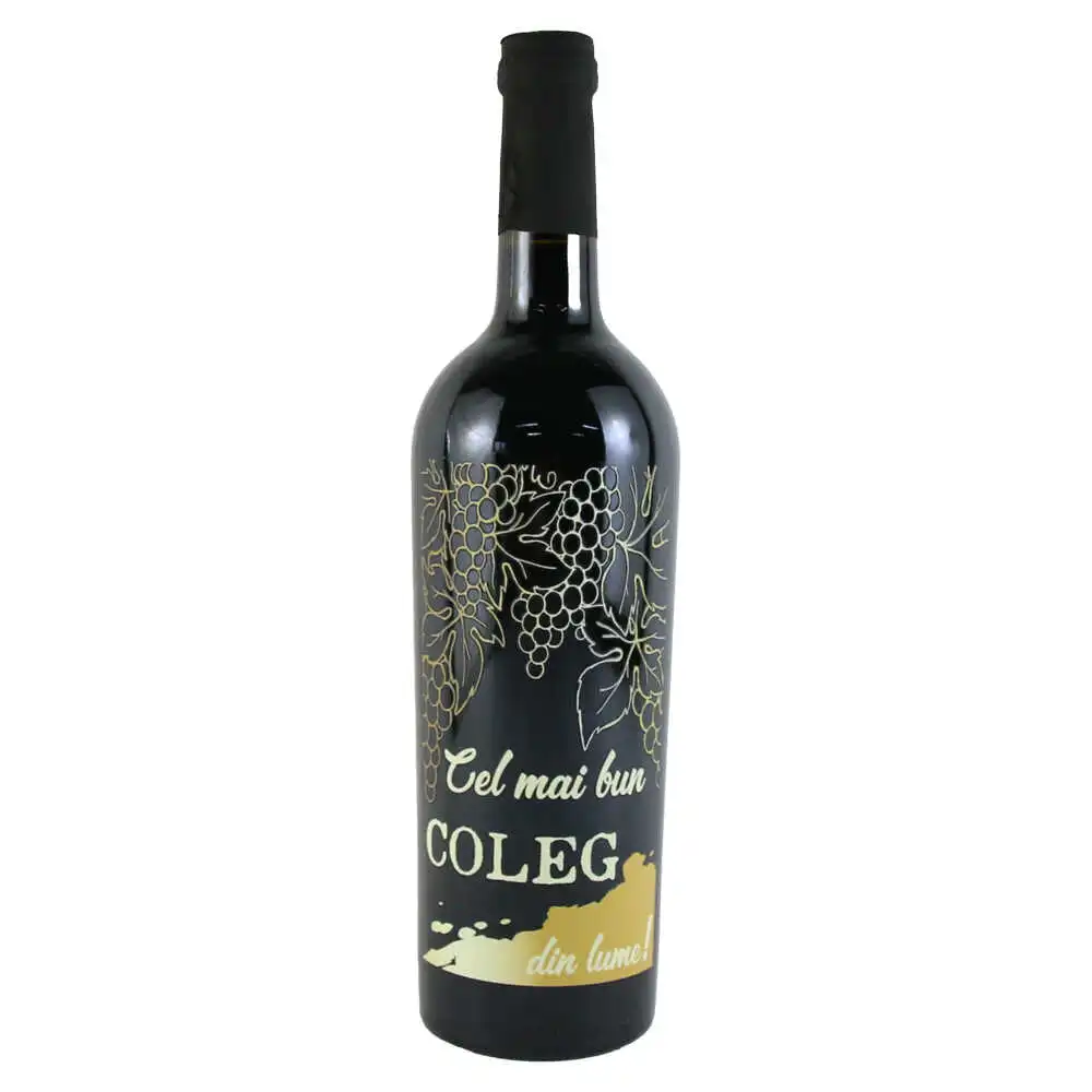 Vin rosu 750 ml "Cel mai bun Coleg din lume!" Vin rosu 750 ml "Cel mai bun Coleg din lume!"
