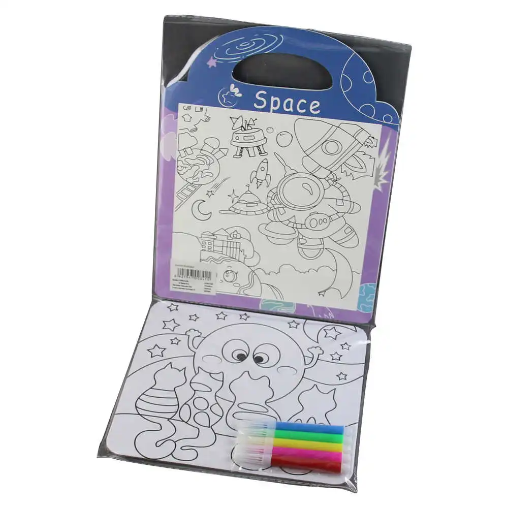 Caiet pentru colorat cu carioci "Space" Caiet pentru colorat cu carioci "Space"