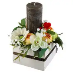 Aranjament floral cu lumanare 16x16 CM