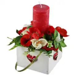 Aranjament floral cu lumanare 16x16 CM