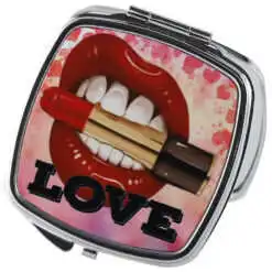 Oglinda de buzunar "Love"