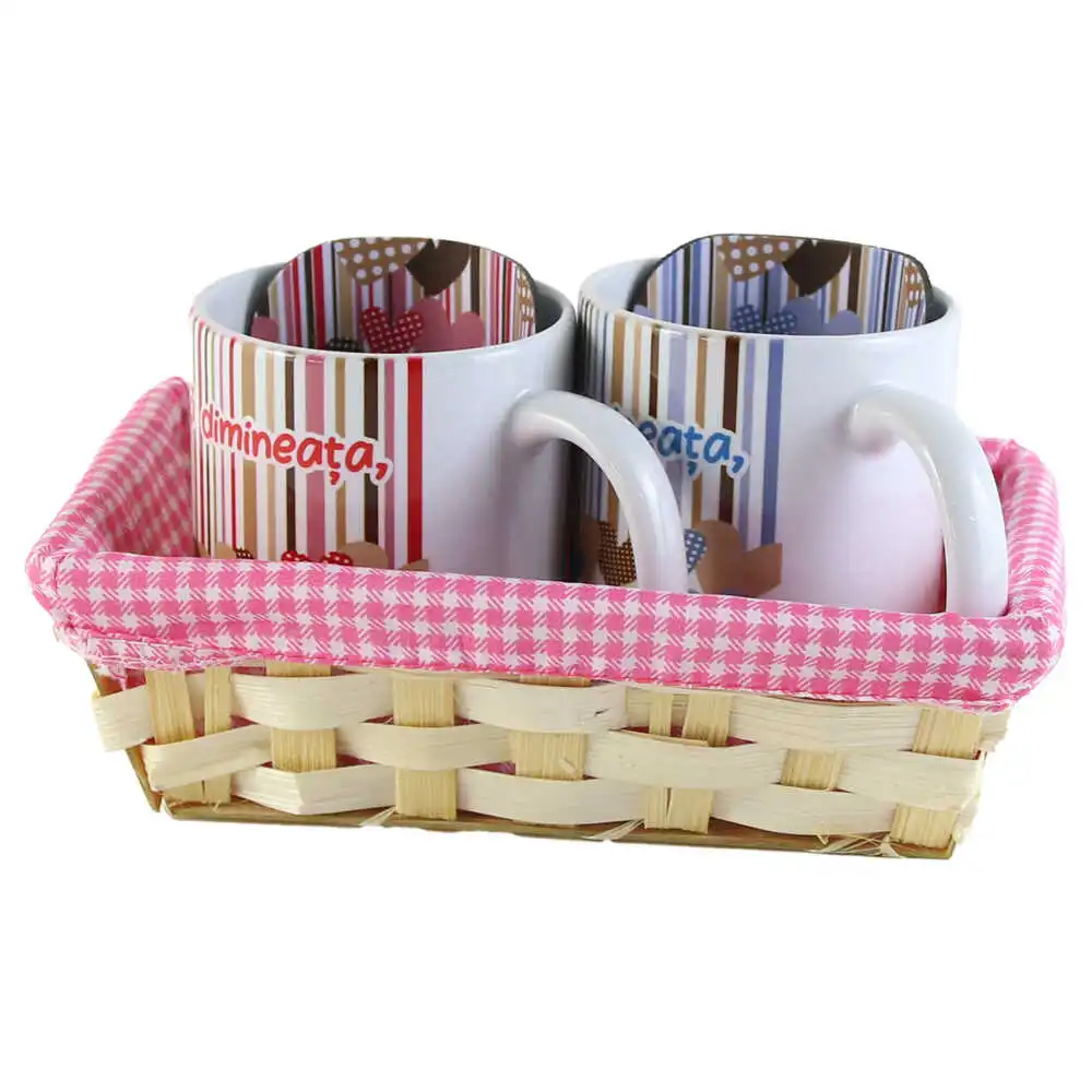 "Buna dimineata Iubito/Iubitule!" "Buna dimineata Iubito/Iubitule!"