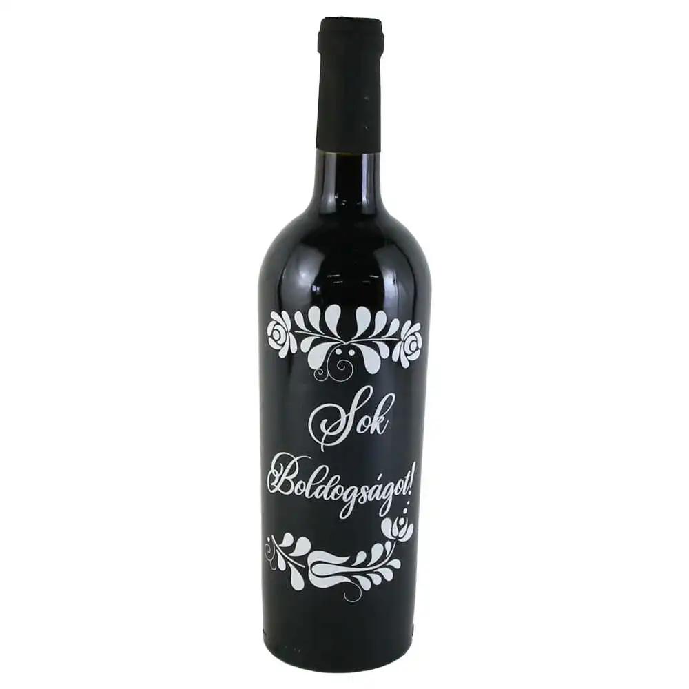 Vin rosu 750 ml "Sok Boldogsagot!" Vin rosu 750 ml "Sok Boldogsagot!"