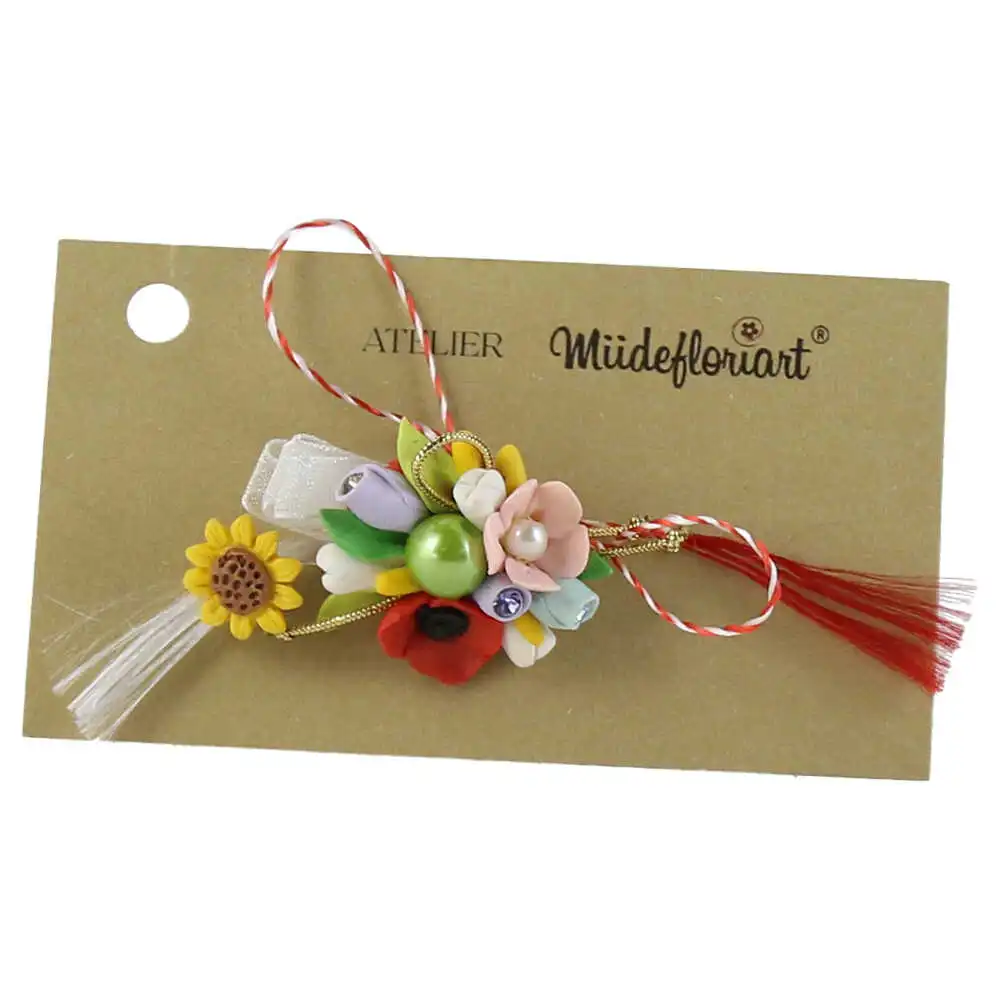 Brosa martisor cu margele - Modele variate