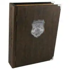 Suport din lemn cu o sticla si 4 pahare