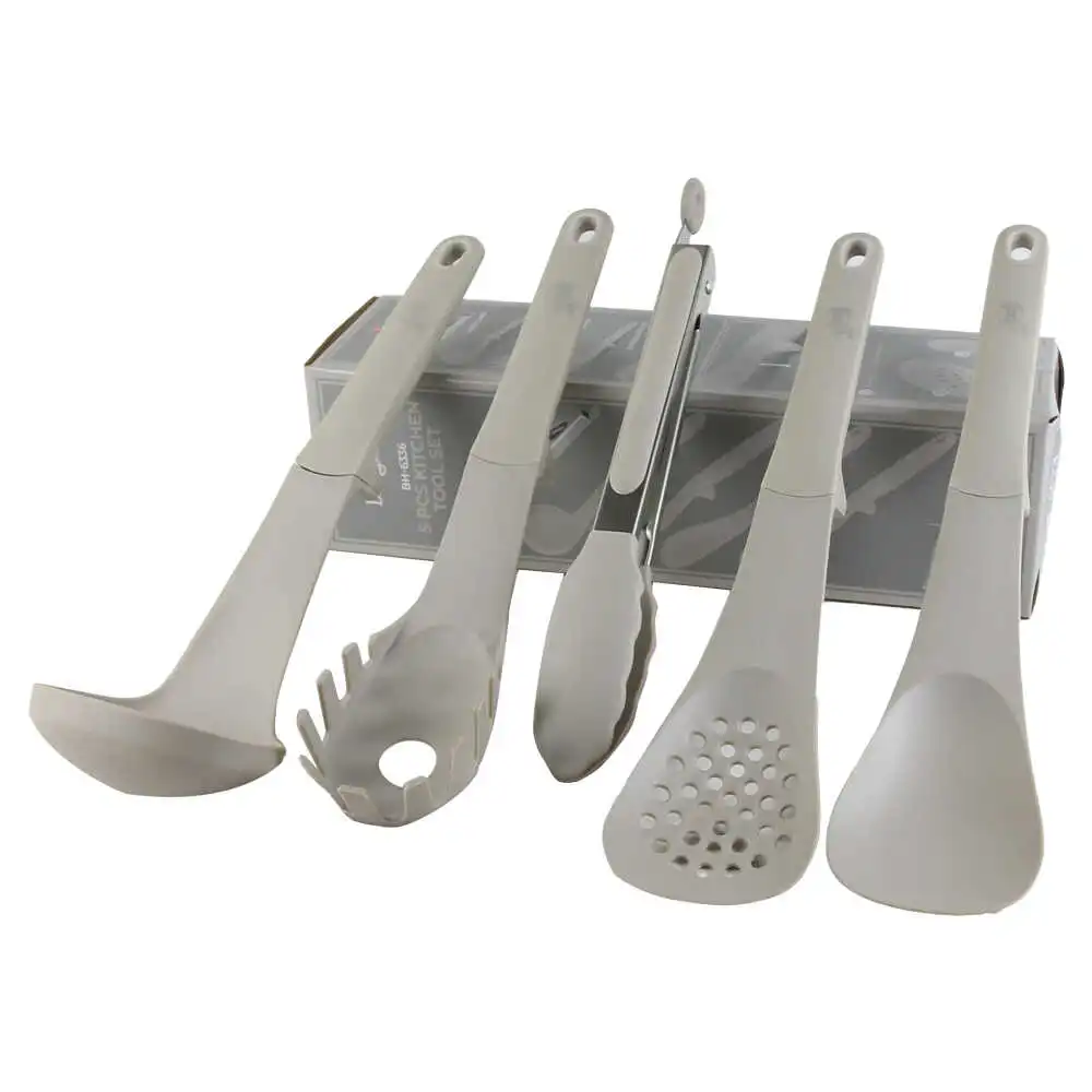 Set 5 ustensile pentru bucatarie din plastic Set 5 ustensile pentru bucatarie din plastic