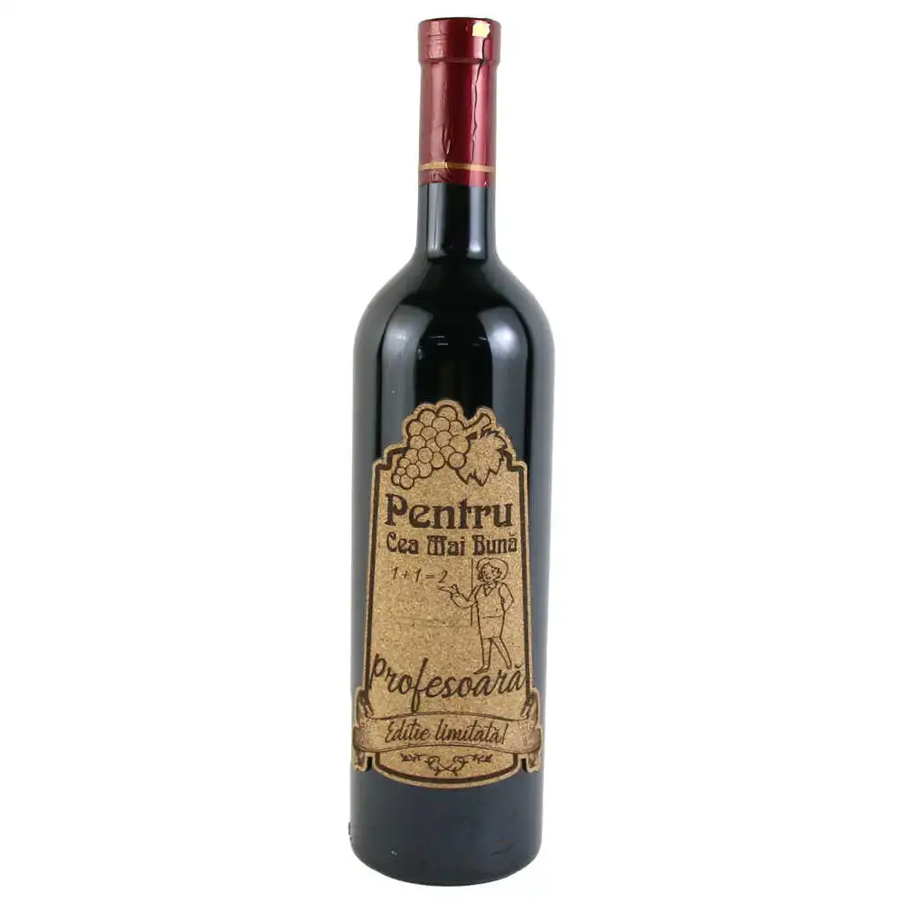 Vin rosu 750 ml "Pentru cea mai buna Profesoara" cu eticheta personalizata din pluta