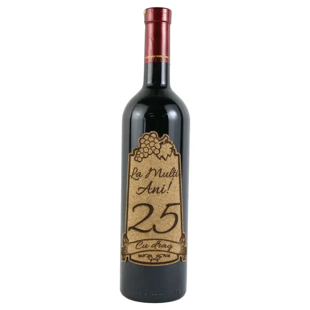 Vin rosu 750 ml "25 La multi ani! cu drag" cu eticheta personalizata din pluta Vin rosu 750 ml "25 La multi ani! cu drag" cu eticheta personalizata din pluta