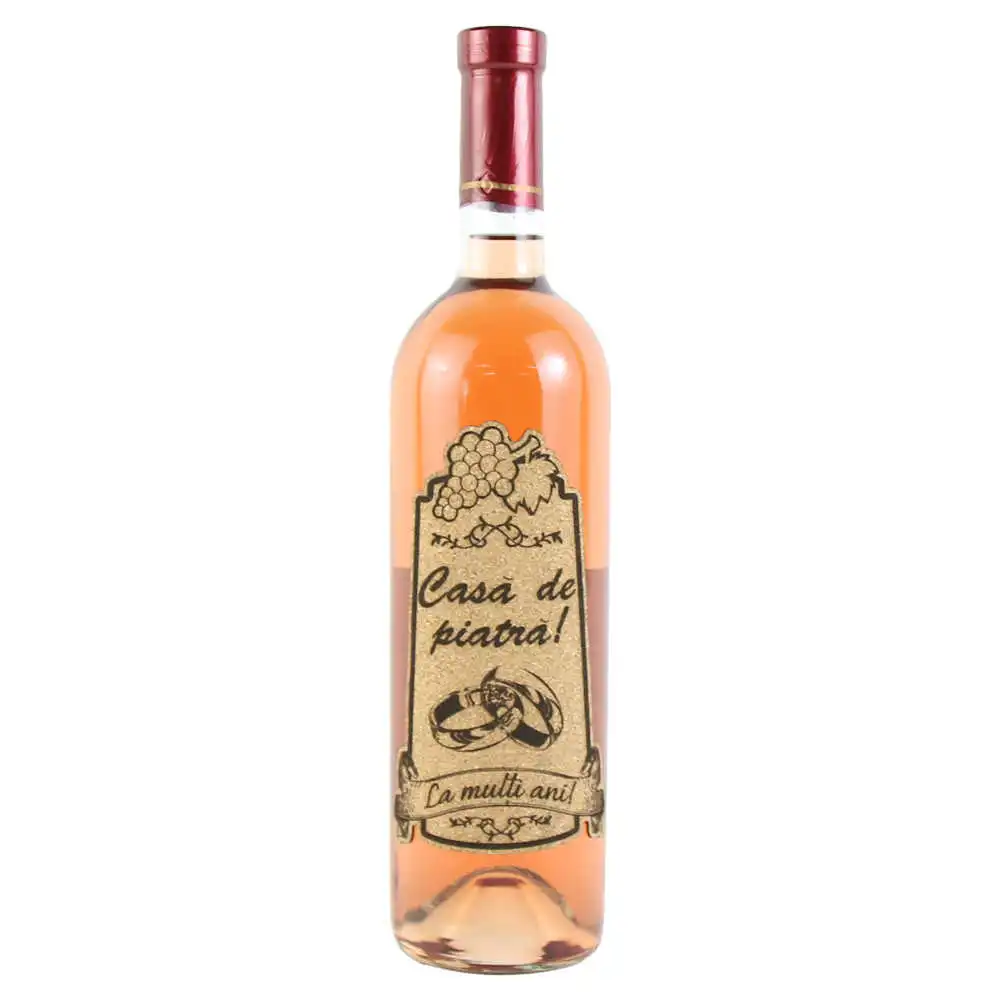 Vin rose 750 ml "Casa de piatra! La multi ani!" cu eticheta personalizata din pluta Vin rose 750 ml "Casa de piatra! La multi ani!" cu eticheta personalizata din pluta