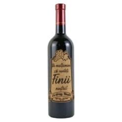 Vin rosu 750 ml "Va multumim ca sunteti Finii nostri!" cu eticheta personalizata din pluta