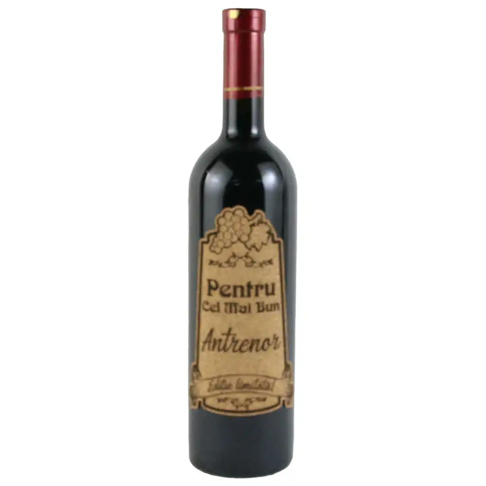 Vin rosu 750 ml "Pentru cel mai bun Antrenor" cu eticheta personalizata din pluta Vin rosu 750 ml "Pentru cel mai bun Antrenor" cu eticheta personalizata din pluta