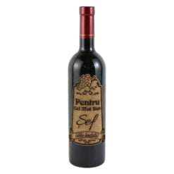 Vin rosu 750 ml "Pentru cel mai bun Sef" cu eticheta personalizata din pluta