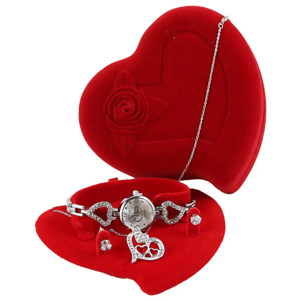 Set cadou pentru femei 3 piese - Ceas Set cadou pentru femei 3 piese - Ceas