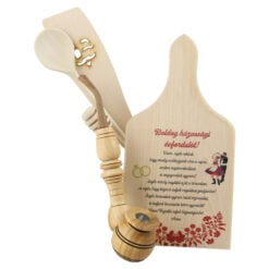 Set ustensile bucatarie din lemn cu magnet frigider "I love Romania"