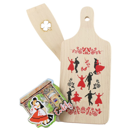 Set ustensile bucatarie din lemn cu magnet frigider "I love Romania"