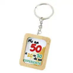 Breloc din bambus "Nu am 50..."