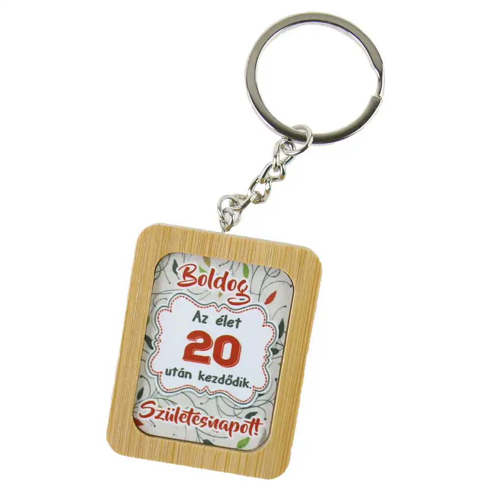Breloc din bambus "Boldog 20. Szuletesnapot!" 4x5 CM Breloc din bambus "Boldog 20. Szuletesnapot!" 4x5 CM