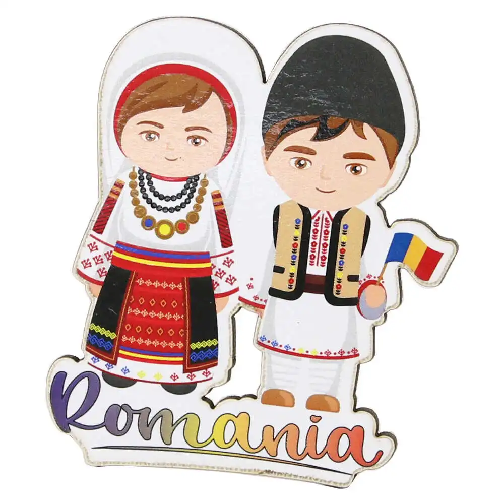 Magnet frigider din lemn Cuplu in port traditional 6 CM Magnet frigider din lemn Cuplu in port traditional 6 CM