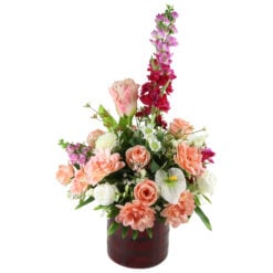 Aranjament floral cu trandafiri