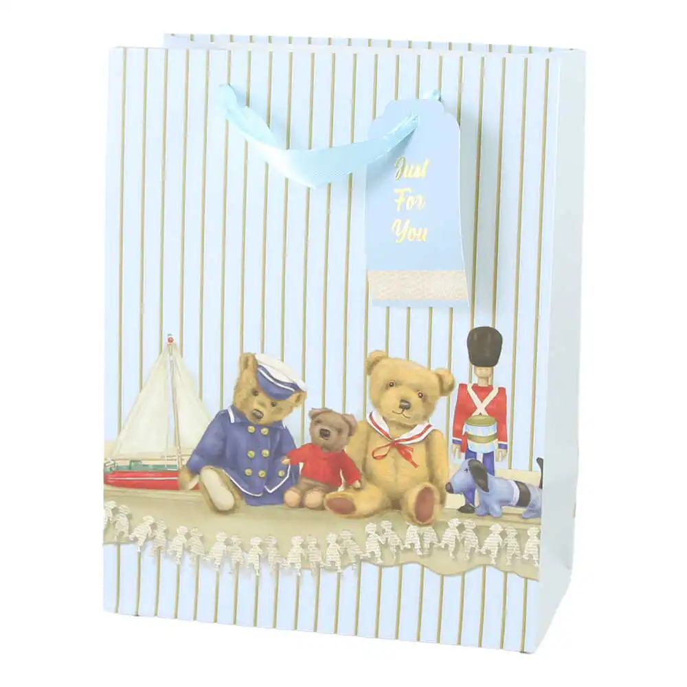 Punga cadou din hartie 18x23 CM Punga cadou din hartie 18x23 CM