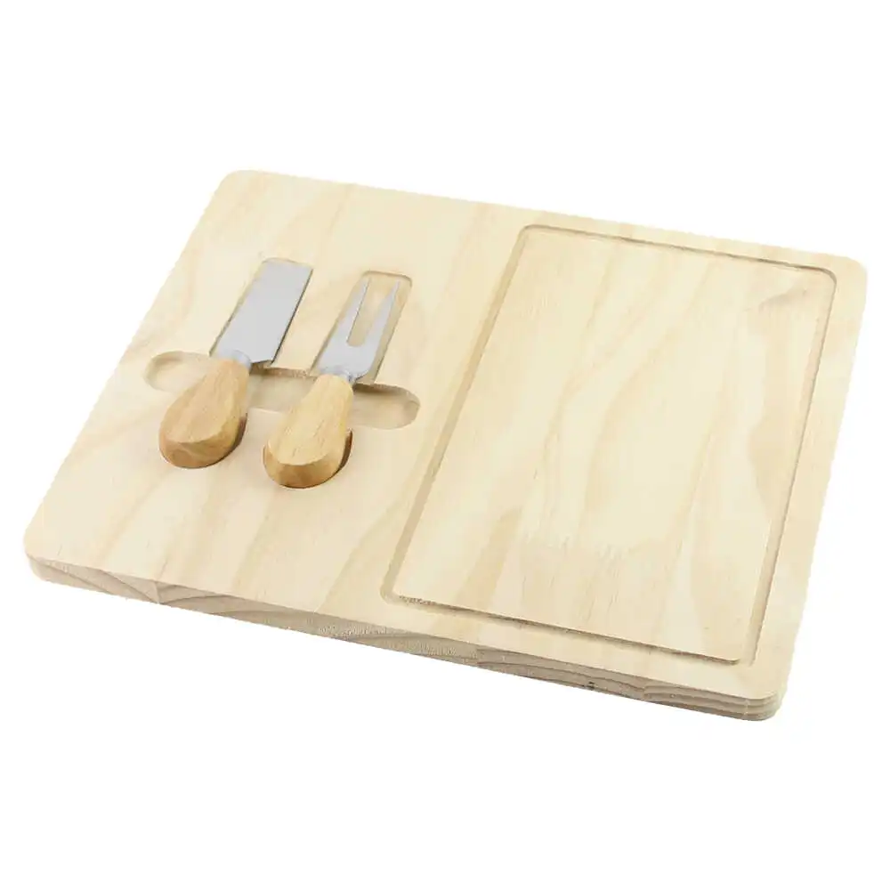 Set servire branzeturi cu tava din lemn si 2 cutite Set servire branzeturi cu tava din lemn si 2 cutite