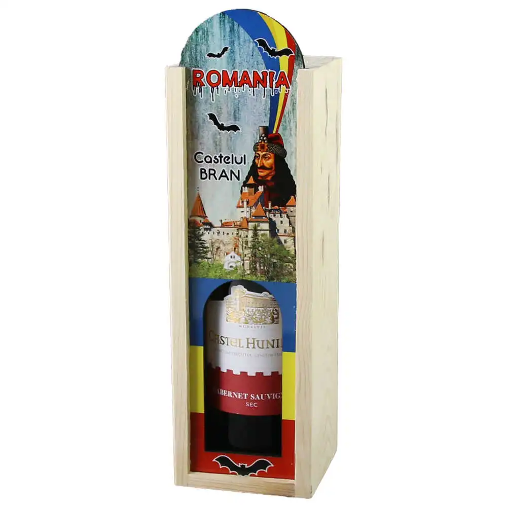 Cutie din lemn Castelul Bran cu sticla de vin 187 ml