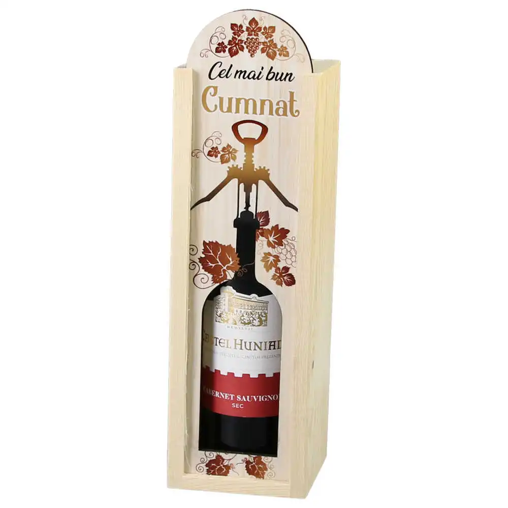 Cutie din lemn cu sticla de vin 187 ml "Cel mai bun Cumnat" 7 x 24 cm Cutie din lemn cu sticla de vin 187 ml "Cel mai bun Cumnat" 7 x 24 cm